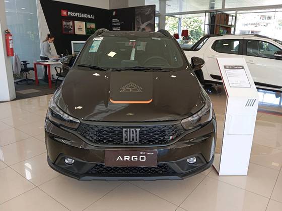 FIAT ARGO 1.3 FIREFLY FLEX TREKKING MANUAL FIAT ARGO 1.3 FIREFLY FLEX TREKKING MANUAL